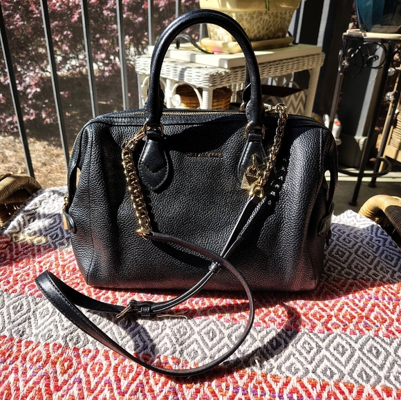 Michael Kors Handbags - Michael Kors Grayson Satchel